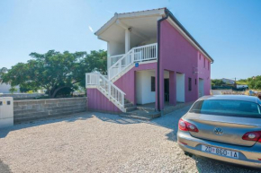 Apartments with a parking space Vir - 19114